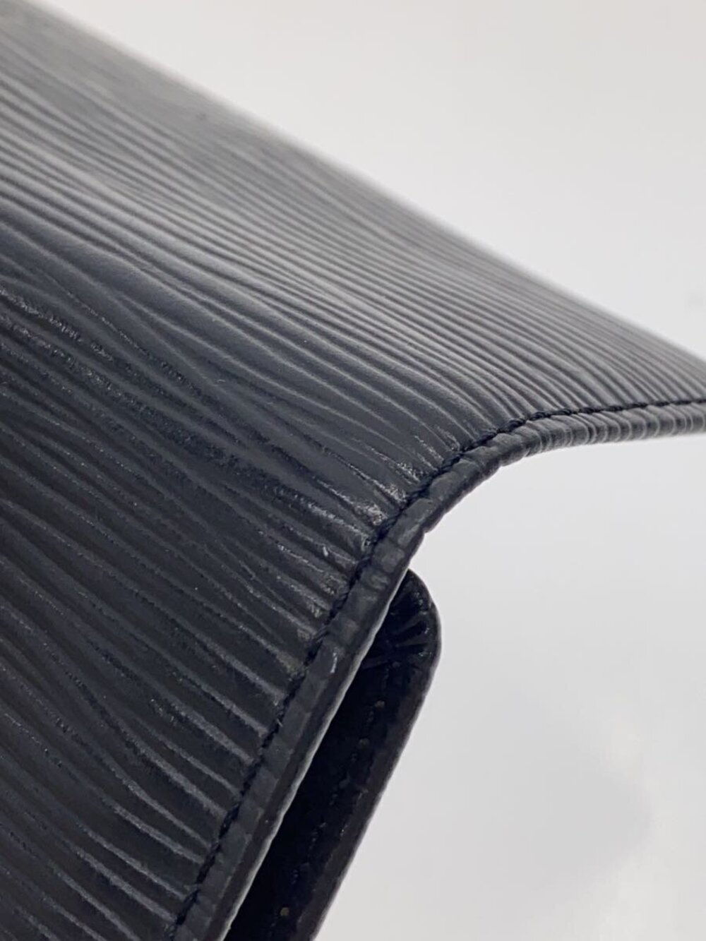 LOUIS VUITTON Multicles Black - Picture 5 of 5